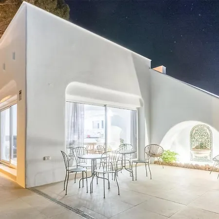 Amazing In With Kitchenette Tatil Evi Marbella
